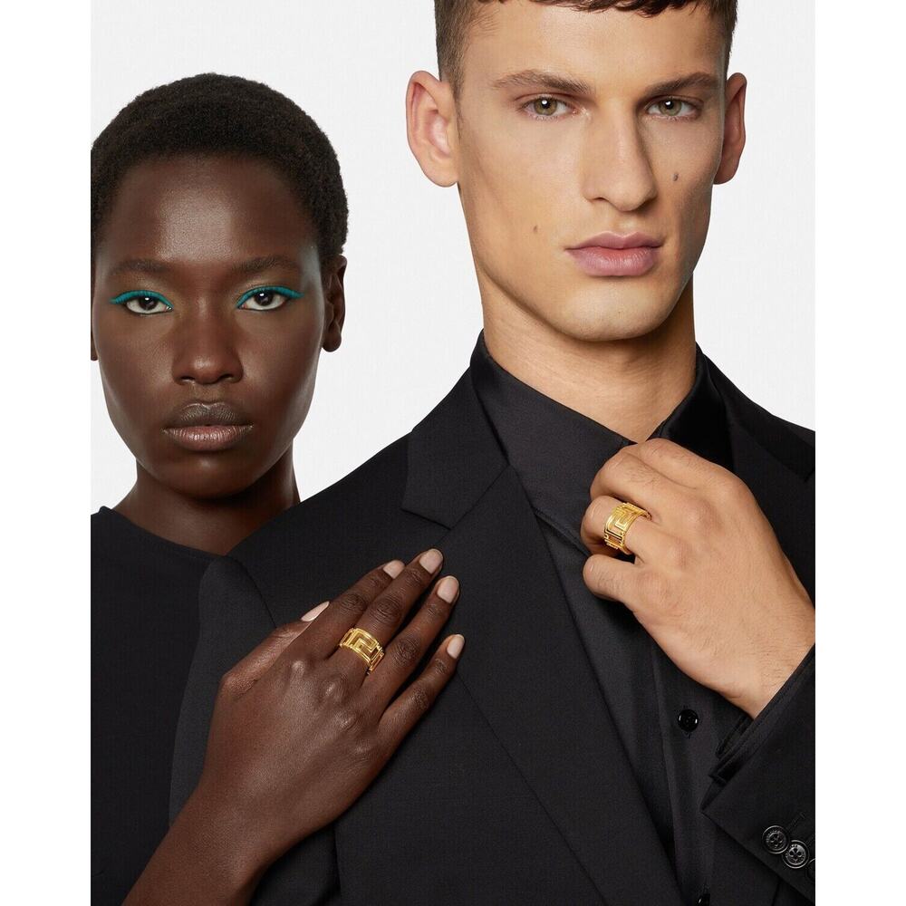 NIB Versace Band Ring IT 19 US 8.5 Greca Cut Out Classic Cuff Gold Tone Unisex